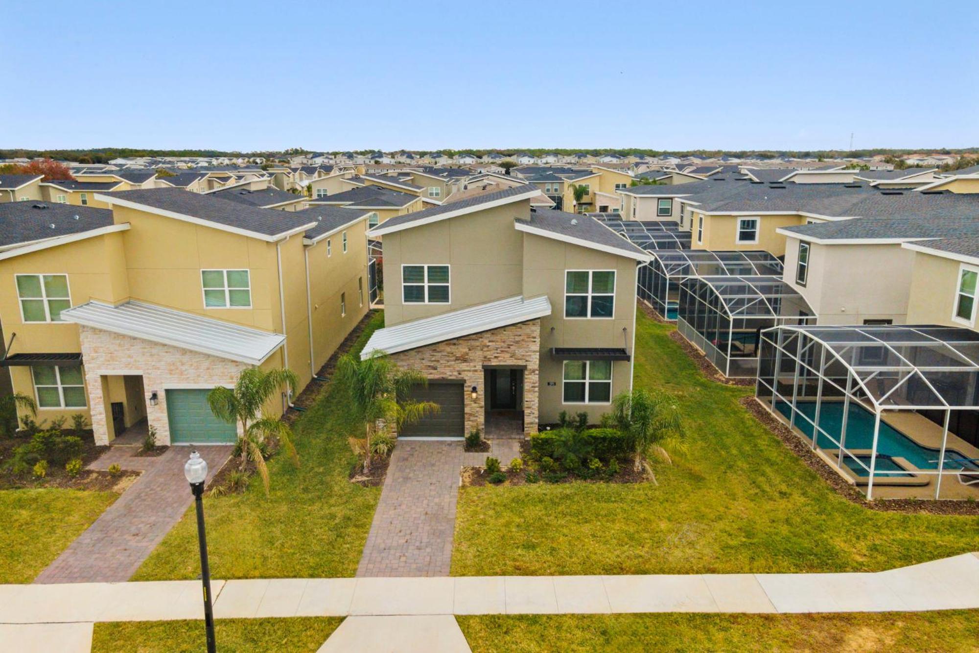 Gorgeous 5 Bd Home W Private Pool Next To Disney كيسيمي المظهر الخارجي الصورة